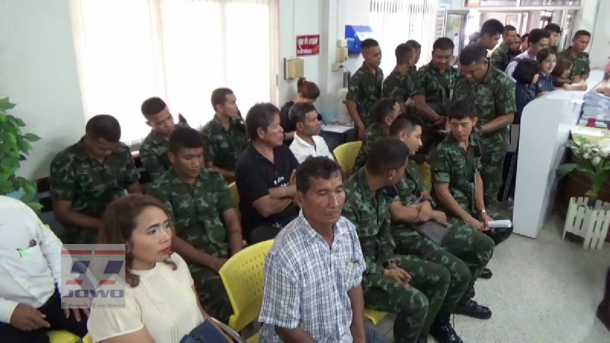 ทุกภาคส่วนต่างพร้อมใจลงทะเบียนจิตอาสาเฉพาะกิจ งานพระราชพิธีถวายพระเพลิงพระบรมศพ เชิญชวนให้ประชาชนในอำเภอเมืองตรัง ได้ร่วมกันแสดงออก