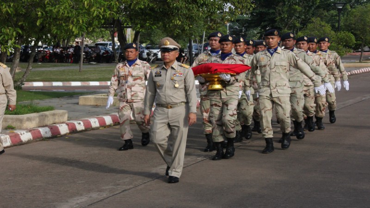 น้อมรำลึกถึงพระมหากรุณาธิคุณของพระบาทสมเด็จพระมงกุฏเกล้าเจ้าอยู่หัว หลายหน่วยงานในจังหวัดหนองคาย จัดกิจกรรมเชิญธงชาติไทยครบรอบ 100 ปี
