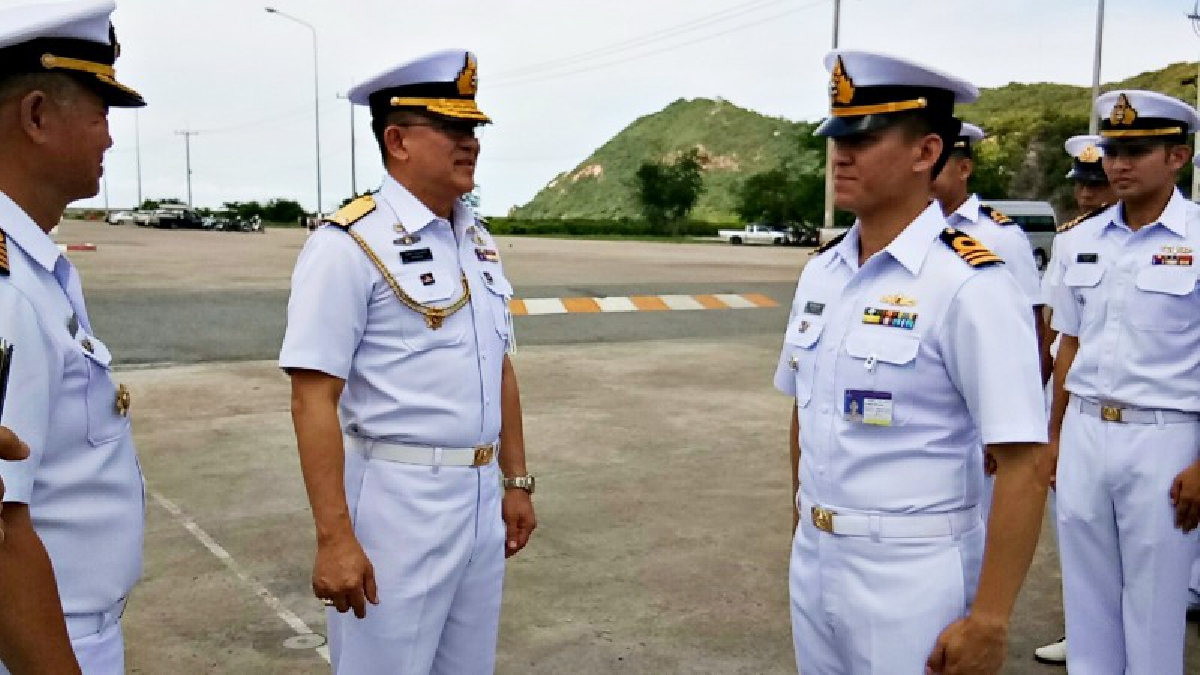 ทัพเรือภาคที่ 1 ส่งเรือลาดตระเวน ชายแดน เพื่อป้องกันรุกล้ำน่านน้ำไทย และมอบของขวัญเป็นขวัญกำลังใจในการเดินทางปฏิบัติราชการ
