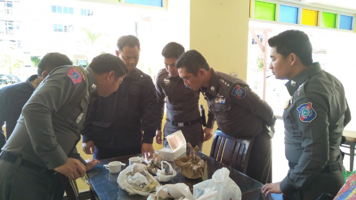 กวาดล้างให้สิ้น!! บช.ทท.สนธิกำลังยุทธการอินทรีย์ทมิฬ ลุยพื้นที่พัทยา กวาดล้างแก๊งผิวสีลักลอบใช้ประเทศไทยเป็นฐานก่ออาชญากรรม!?(มีคลิป)