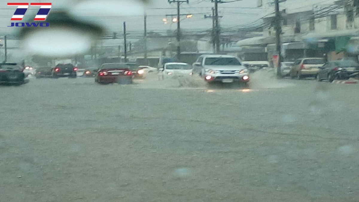 ตกเป็นท่วม!!ชาวบ้านสุดระอา ปัญหาซ้ำซาก ฝนตกทีไรท่วมทุกที วอนหน่วยงานแก้ไขจริงจังเสียที(มีคลิป)