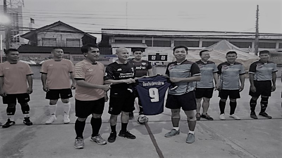 ตำรวจโพนพิสัย ร่วมกับ เทศบาลตำบลโพนพิสัย และ อบต.จุมพล จัดการแข่งขันฟุตบอลเชื่อมความสัมพันธ์ “พิสัยคัพ ครั้งที่ 2”