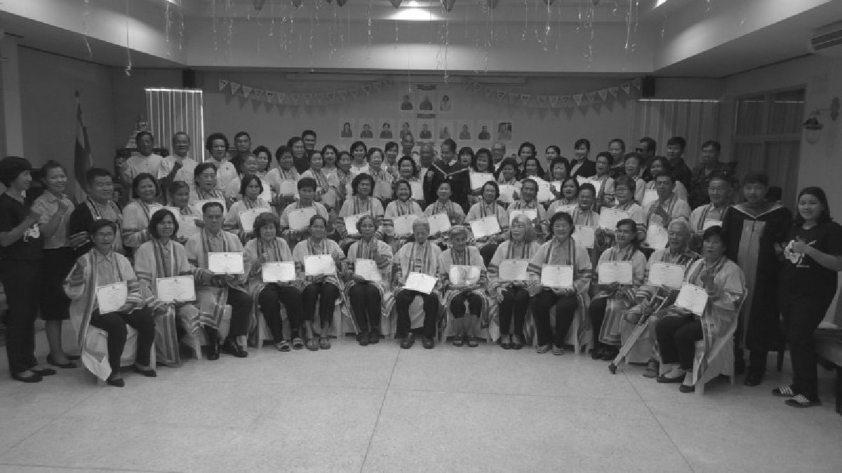 ไม่สายเกินที่จะเรียน!! สุดอึ้งพบคุณยายอายุ92 ปี เข้ารับมอบประกาศนียบัตร มาหาไร ยายชารุ่นที่1 บรรยากาศเต็มไปด้วยรอยยิ้มและความภาคภูมิใจ!!