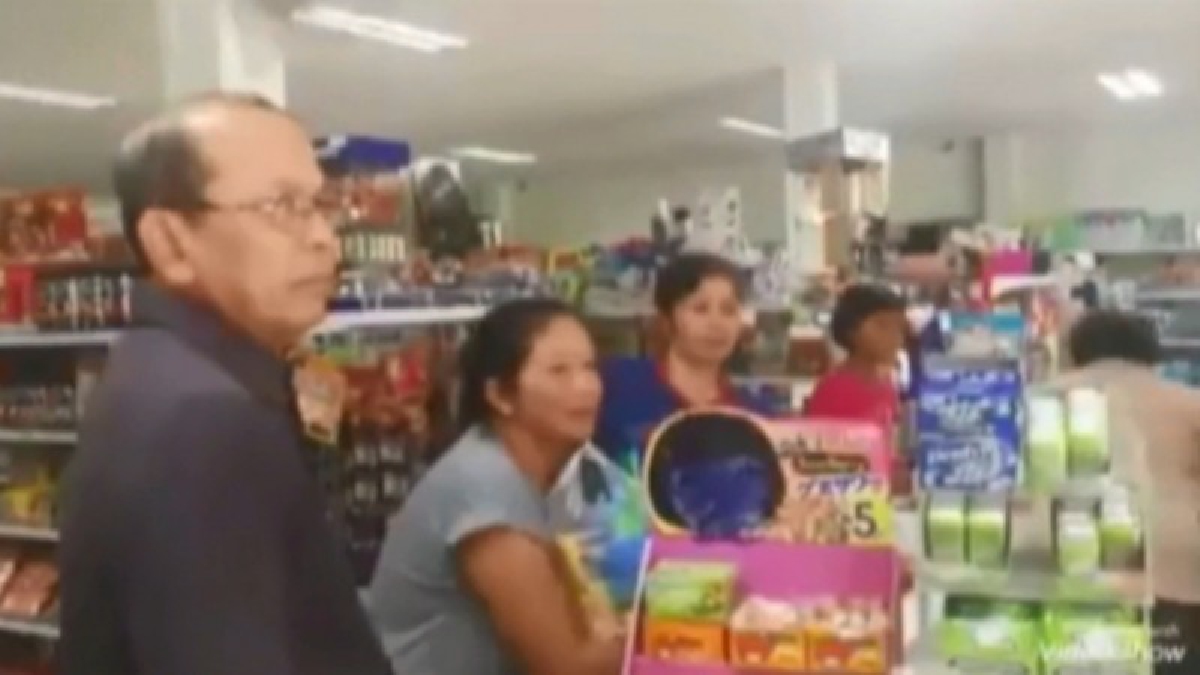 เตรียมเข้มเพื่อความปลอดภัย..!! พาณิชย์กระบี่ ตรวจร้านธงฟ้าประชารัฐไม่พบมีการ รับเงินสดแทนสินค้า