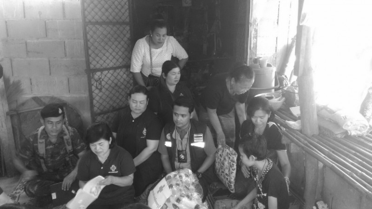 เดือดร้อนที่ไหน ทหารไปทันที !! ผบ.ร.29 พล.ร.9 เร่งเข้าช่วยหญิงผู้ยากไร้ป่วยเนื้องอกในสมอง