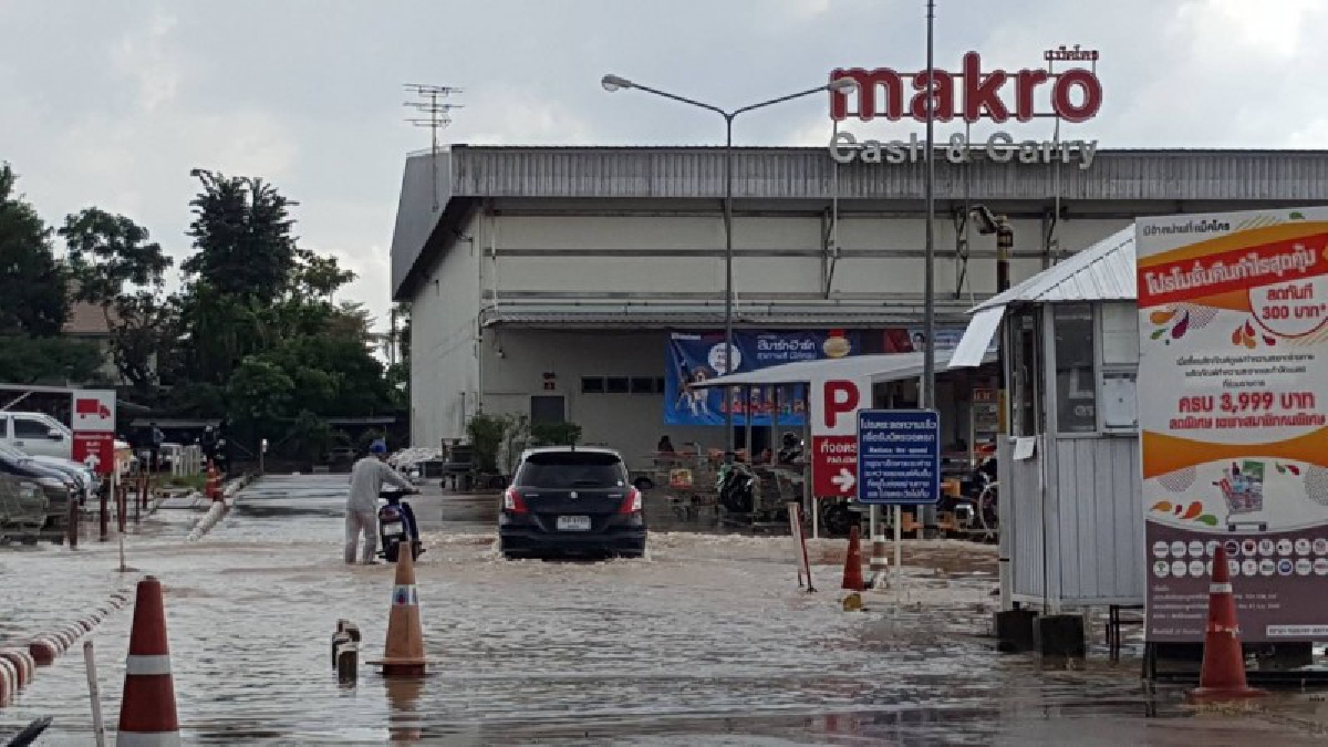 สระแก้ว!! ผู้ว่าฯ สั่งนอภ.เมืองสระแก้ว ให้คอยติดตามสถานการณ์น้ำเร่งด่วน โดยคอยเตือนและเฝ้าระวังถึงความปลอดภัยของ ปชช. ตลอด