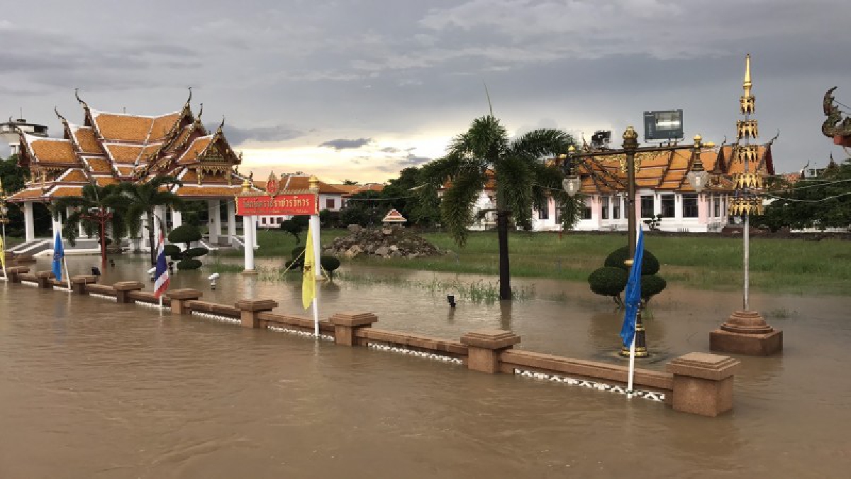 กรมศิลป์ฯ สั่งเฝ้าระวังโบราณสถาน หลังระดับน้ำเพิ่มสูงขึ้น จากการเพิ่มระบายน้ำของกรมชลประทาน (ดูคลิป)