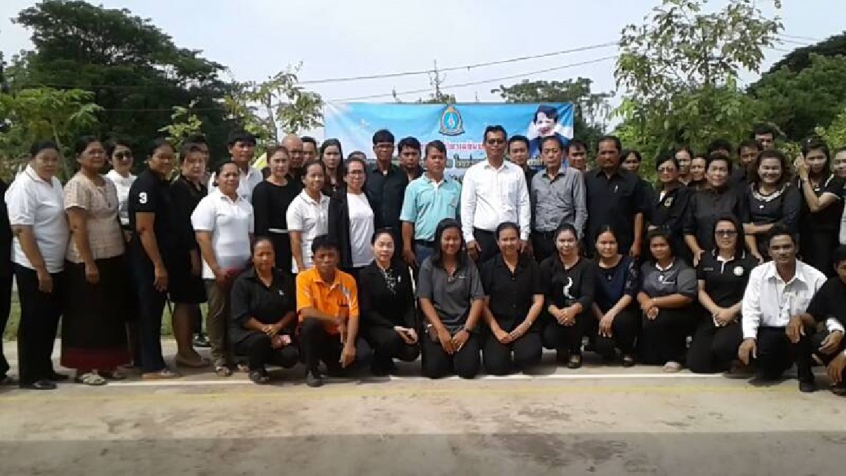 จังหวัดโคราช... ปล่อยพันธุ์ปลาเฉลิมพระเกียรติสมเด็จพระนางเจ้าสิริกิติ์ฯพระบรมราชินีนาถ เนื่องในวันเฉลิมพระชนมพรรษา85พรรษา12สิงหาคม( ชมคลิป )