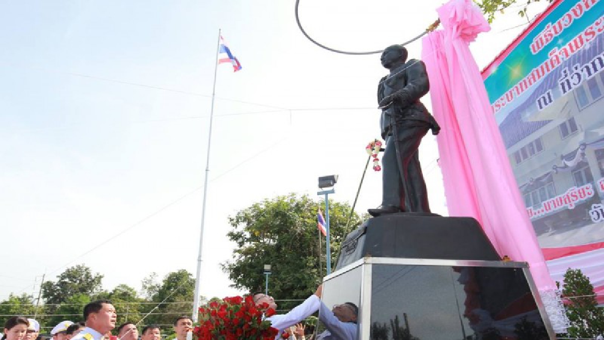 ก่อนถึงวันปิยมหาราช ปราจีนฯจัดพิธีบวงสรวงพระบรมรูปพระบาทสมเด็จพระจุลจอมเกล้าเจ้าอยู่หัว รัชการที่ 5 หน้าที่ว่าการอำเภอกบินทร์บุรี