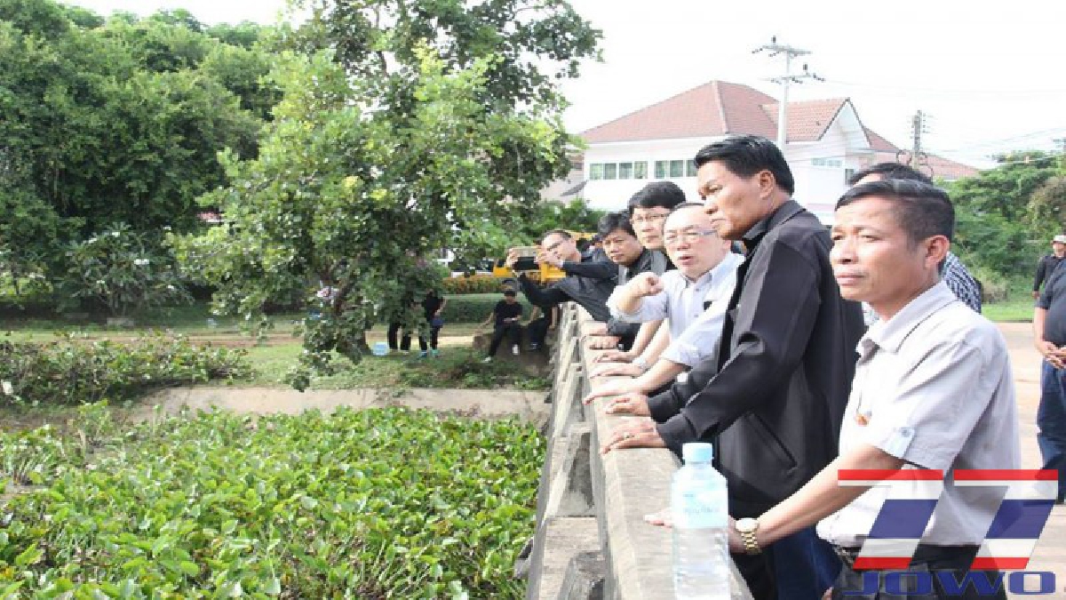 รองผู้ว่าฯมหาสารคาม ลงพื้นที่ติดตามการแก้ปัญหาอุทกภัย เร่งเปิดทางระบายน้ำในห้วยคะคาง รองรับการระบายจากแก่งเลิงจาน (ดูคลิป)