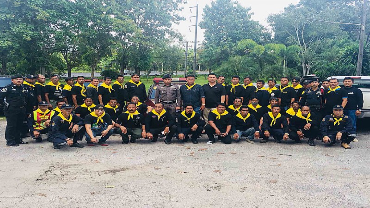 ตร.ทางหลวงชุมพร-ระนอง จัดอบรมโครงการจิตอาสาจราจร เตรียมความพร้อมในการอำนวย ความสะดวกด้านการจราจรแก่ปชช.
