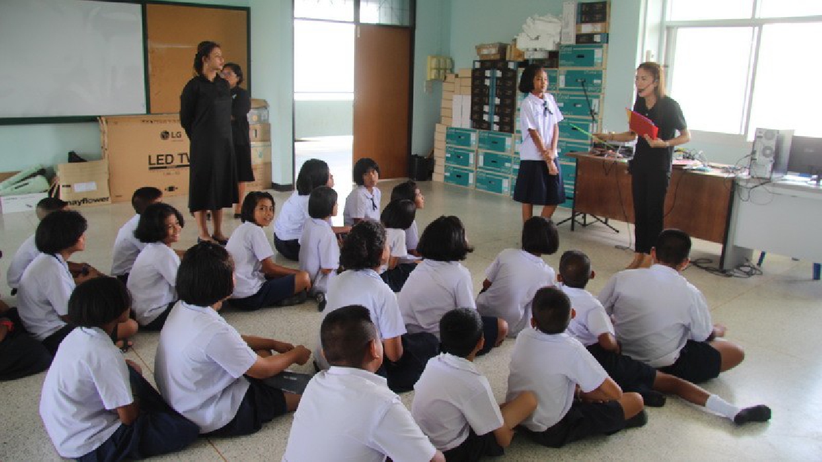 เร่งสอนภาษาจีนให้เยาวชน 225 คน หลังพบทัวร์จีนที่เดินทางท่องเที่ยวฝั่งทะเลอันดามันเพียบ
