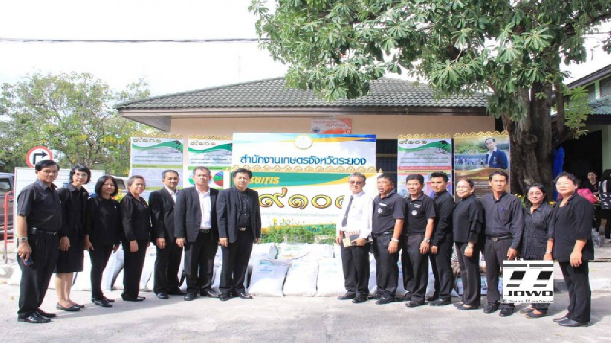 ระยอง แถลงข่าวโครงการ ๙๑๐๑ ตามรอยเท้าพ่อ ภายใต้ร่มพระบารมี ประสบผลสำเร็จเกษตรกรชาว จ.ระยองมีมั่นคง มั่งคั่งและยังยืน