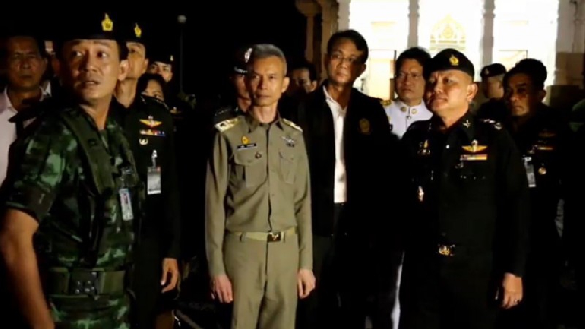 ตรวจสอบความเรียบร้อย..!! แม่ทัพภาค 1 ตรวจเยี่ยมการก่อสร้าง พระเมรุมาศจำลองที่พุทธมณฑล