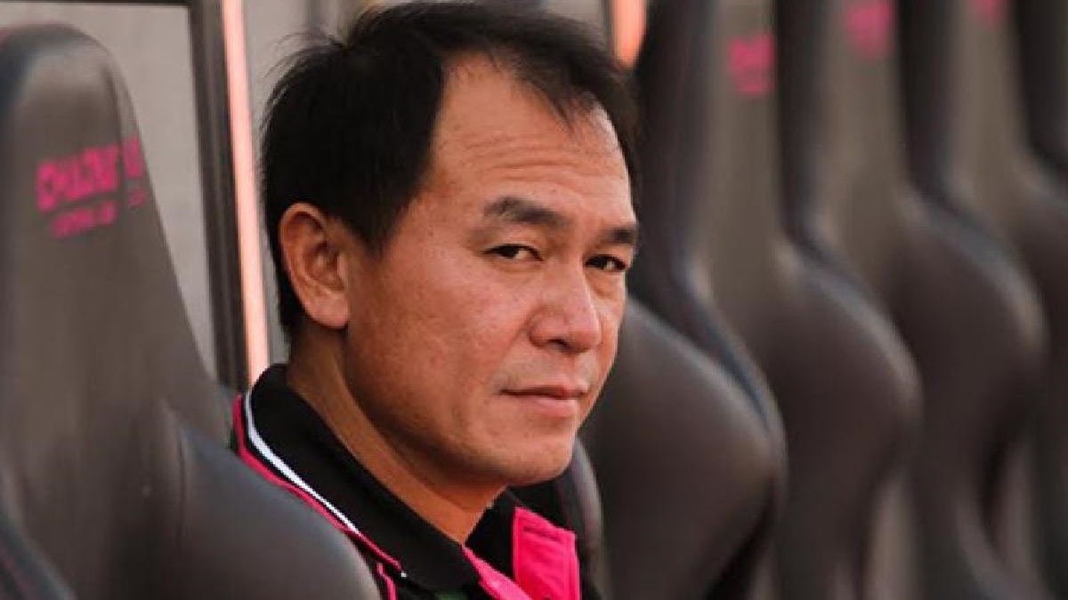 สาวกประจวบหายใจทั่วท้อง! โค้ชวังให้คำมั่นไม่หนีไปไหน