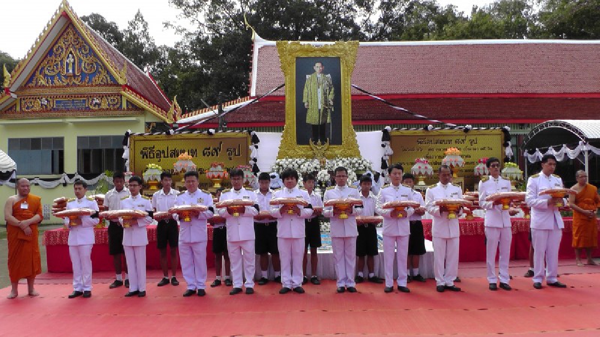นครนายก..!! วัดอุดมธานี จัดพิธีอุปสมบทบวชนาคหมู่ จำนวน 89 รูปเพื่อถวายเป็นพระราชกุศลแด่พ่อหลวงรัชกาลที่ 9
