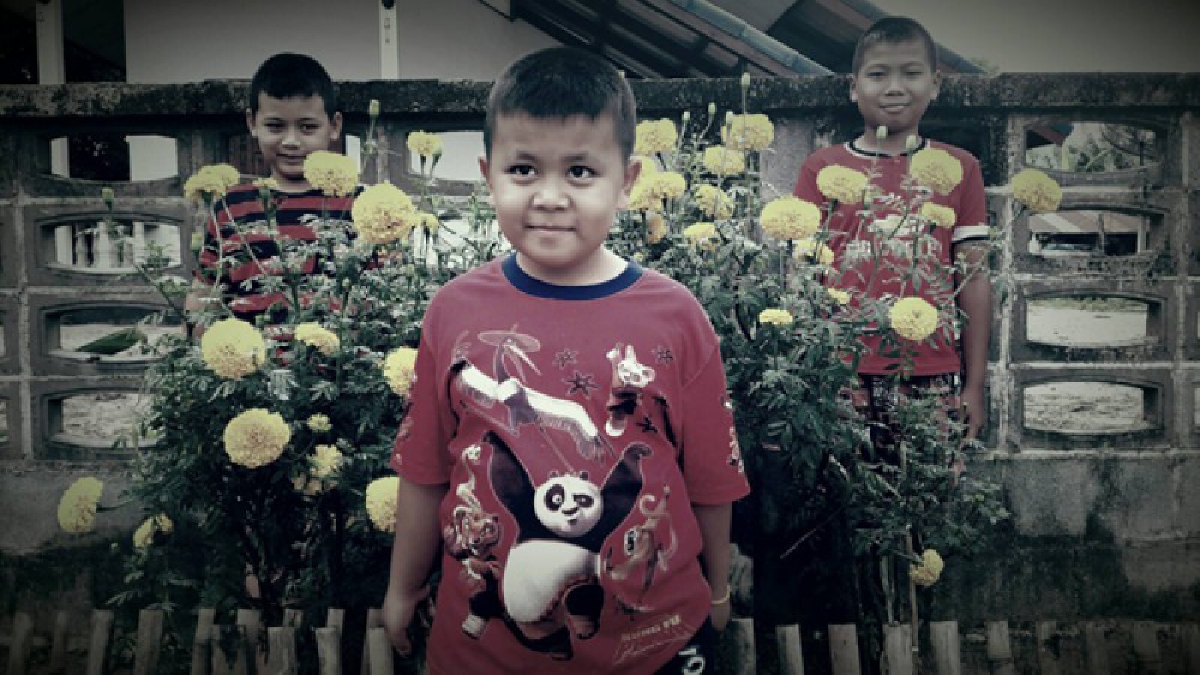 #ทำเพื่อพ่อ..!! พสกนิกรทั้ง 9 อำเภอที่ยโสธร ปลูกดอกดาวเรืองหน้าบ้าน เหลืองบานสะพรั่ง เพื่อถวายพระอาลัยในหลวงราชกาลที่ 9