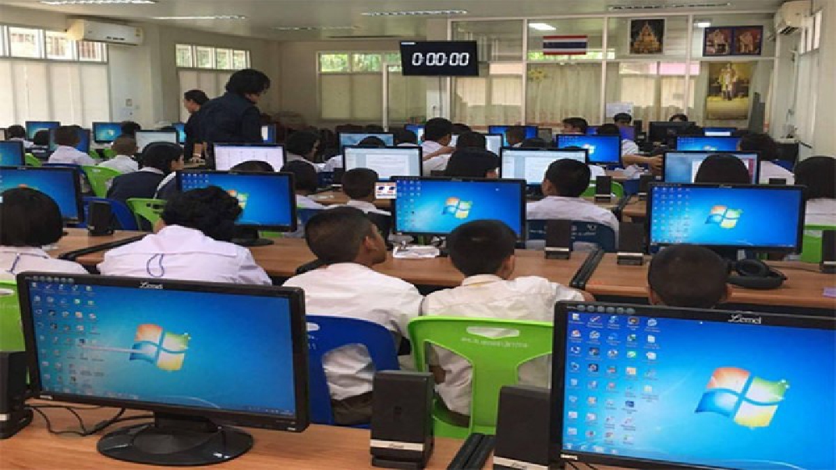 งานศิลปหัตถกรรมปี 2560 ชุมพรจัดการประกวดและแข่งขันงานศิลปหัตถกรรมนักเรียน ครั้งที่ ๖๗ ปีการศึกษา ๒๕๖๐ (มีคลิป)