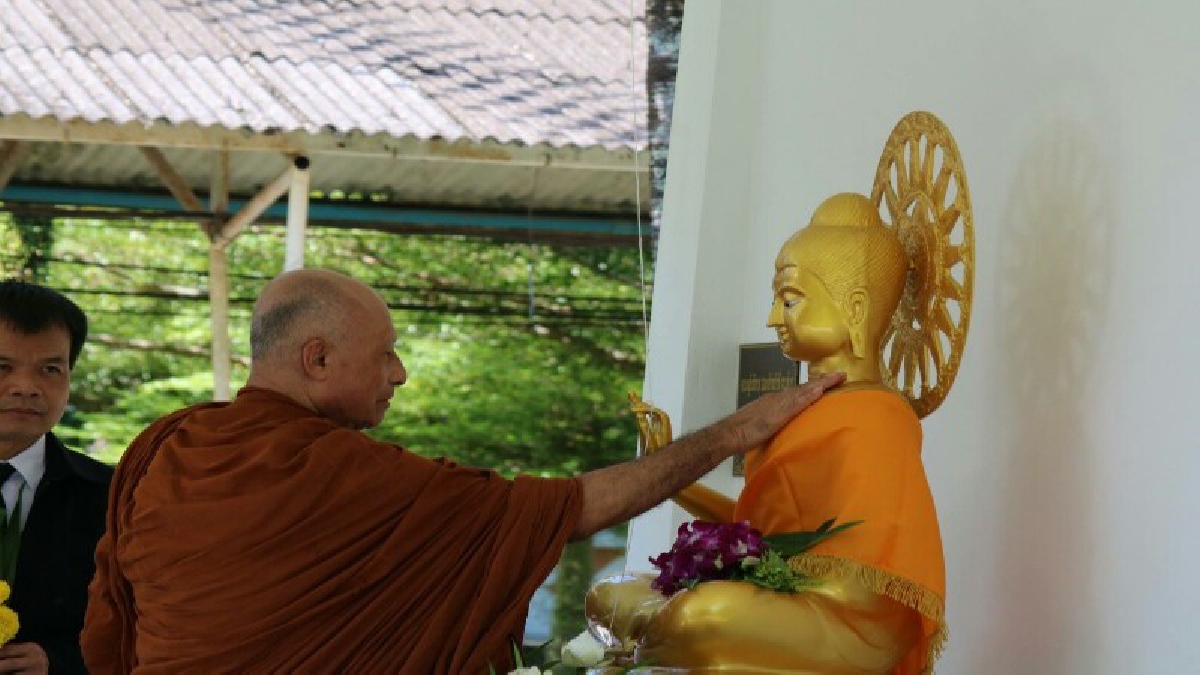 รพ.พังงา ประดิษฐานองค์พระพุทธเมตตา สร้างขวัญและกำลังใจ ให้ผู้ป่วยและญาติที่มารับบริการ