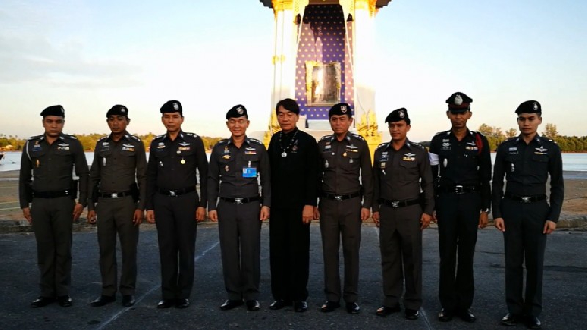 กระบี่!! ผบช.ภ.8 ลงพื้นที่ก่อสร้างเมรุมาศฯ ติดตามความพร้อมด้านความปลอดภัยและการจราจร