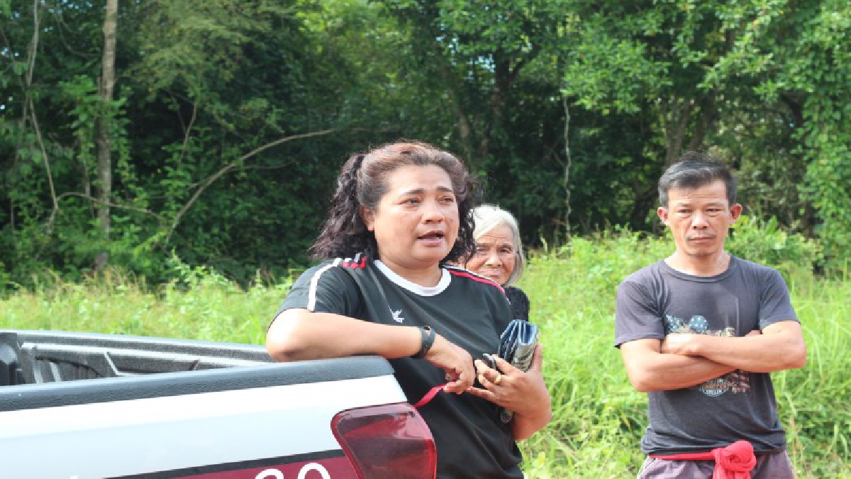 ผญบ.หญิง ชวนลูกบ้านล้อมจับหัวขโมย เจอคาหนังคาเขาพร้อมของกลางทีวีจอเบ้อเร่อ (คลิป)