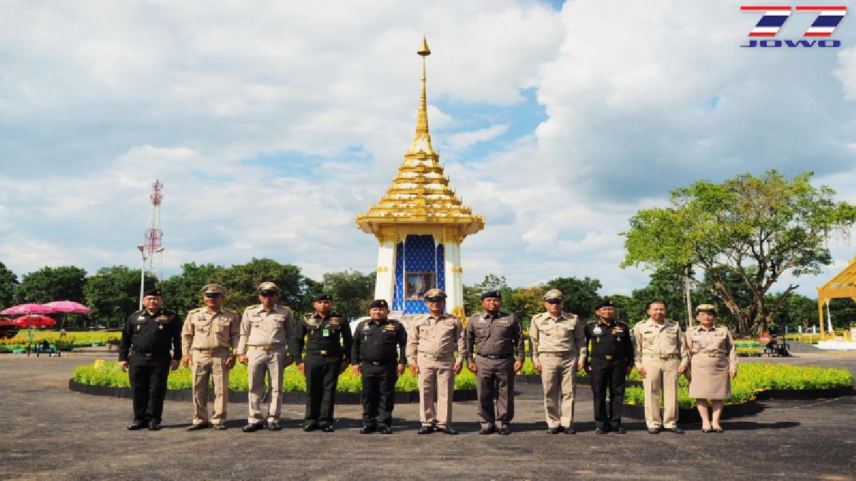 สมพระเกียรติ !! พระเมรุมาศจำลองประจำจังหวัดปราจีนบุรีและพระจิตกาธาน ดำเนินการสร้างเสร็จเรียบร้อย (คลิป)