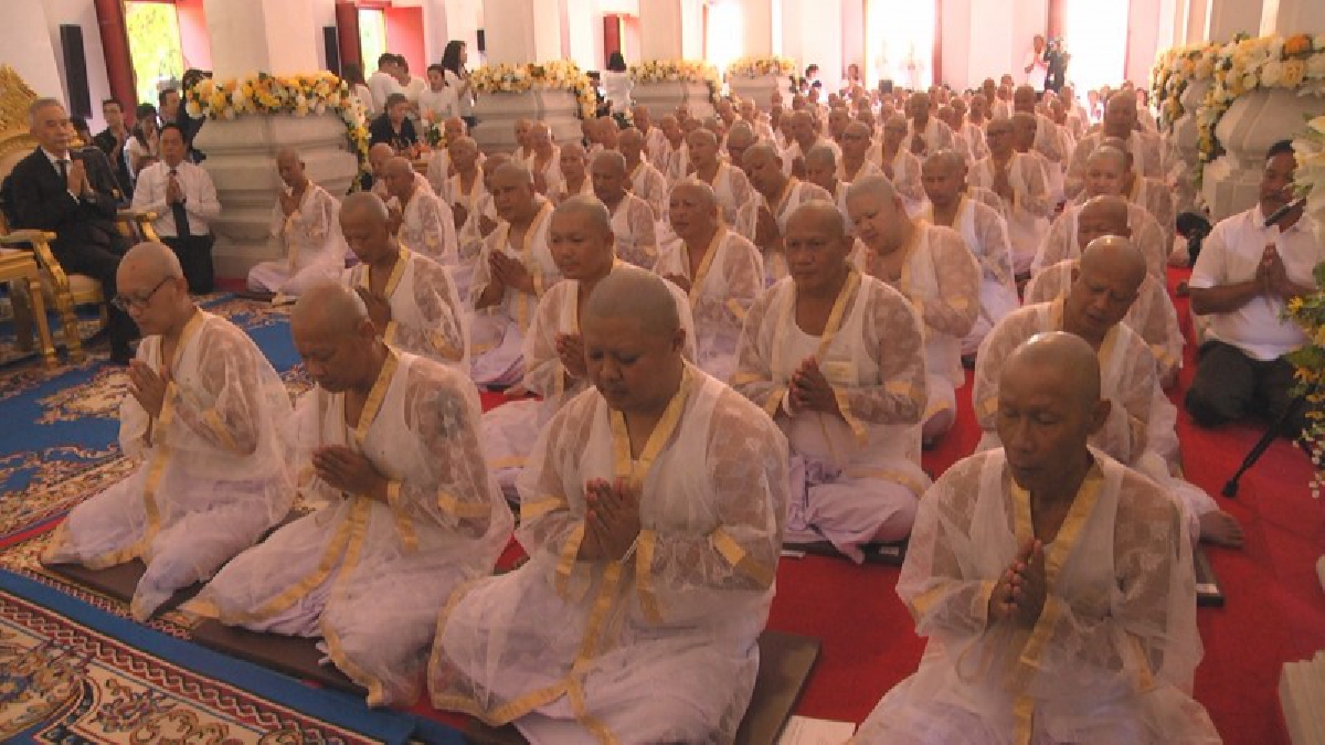 โคราชอุปสมบทหมู่ 89 รูป ถวายเป็นพระราชกุศลแด่ในหลวงรัชกาลที่ 9