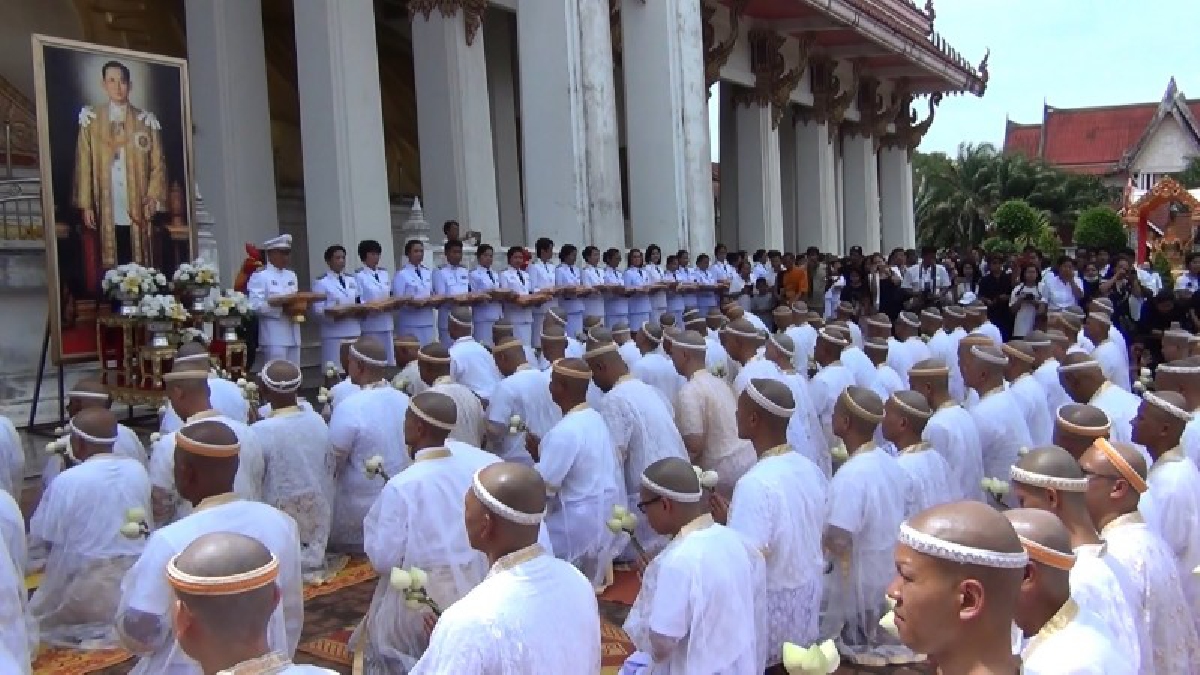 หาดใหญ่ จัดอุปสมบทหมู่ถวายเป็นพระราชกุศลพระบาทสมเด็จพระปรมินทรมหาภูมิพลอดุลยเดช 159 รูป (คลิป)