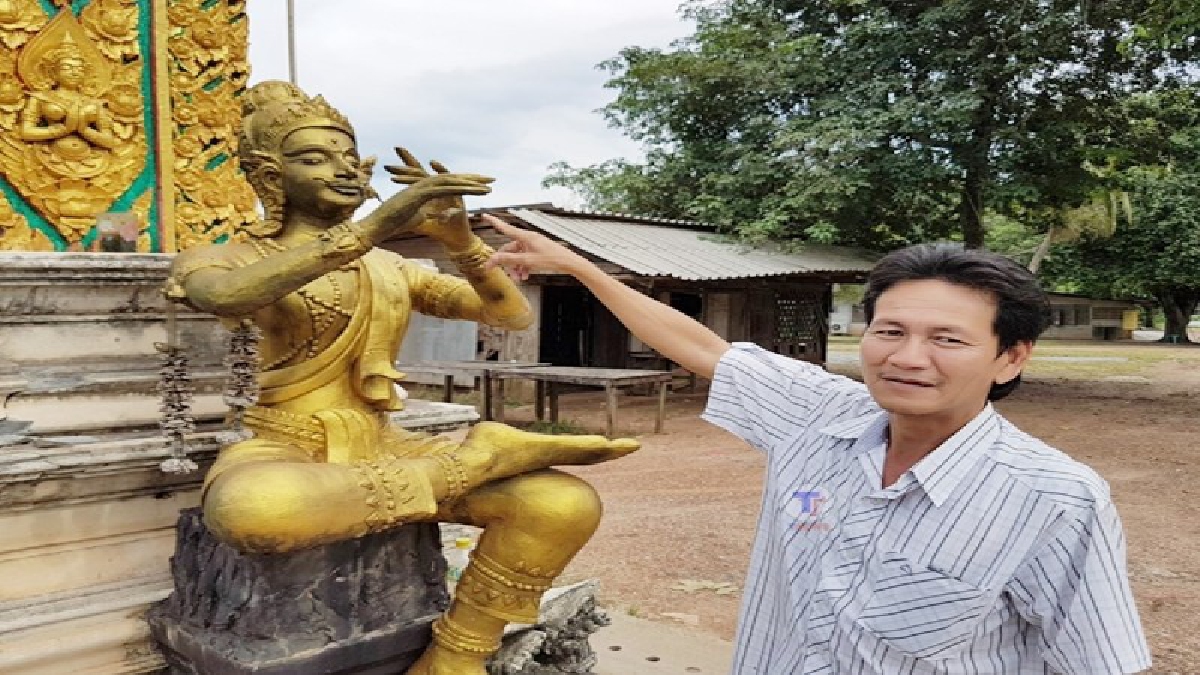 สุดจัญไร!! โจรมือบอน ลัก &ldquo;ปี่พระอภัยมณี&rdquo; รูปปั้นหน้าประตูวัด  หายซ้ำรอย 9 ปี ชาวบ้านวอนล่าตัวมือฉก