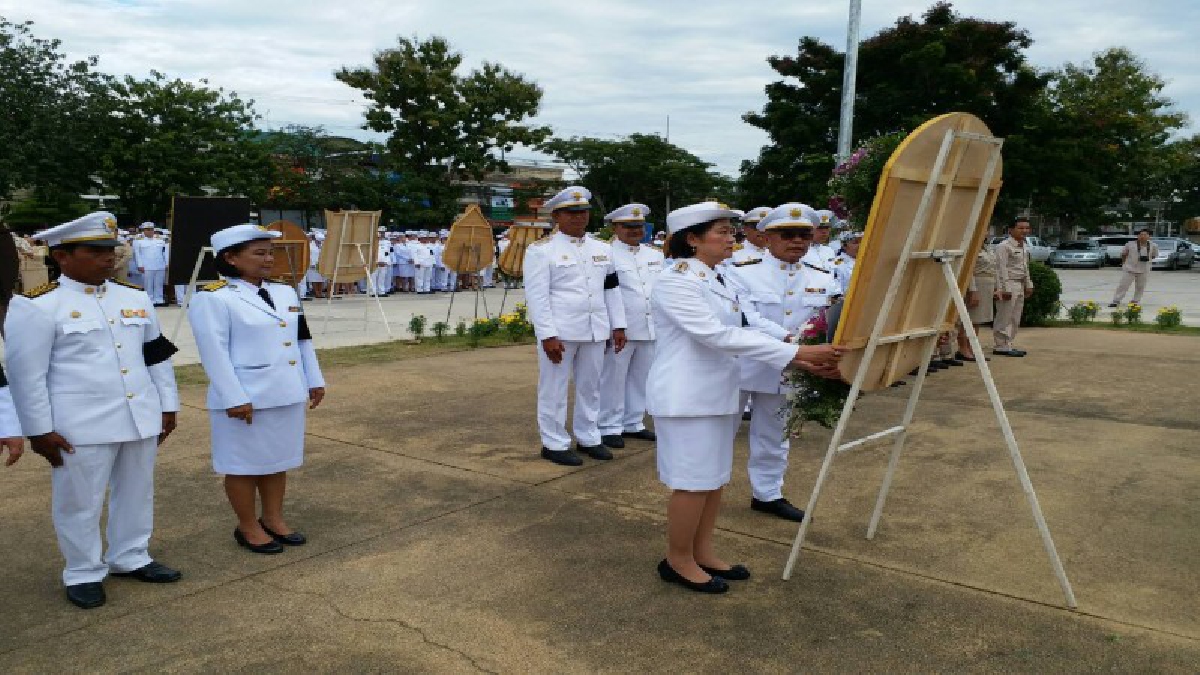 จ.กาญจนบุรี ข้าราชการจากหน่วยงานต่างๆและชาวไทยร่วมกันน้อมรำลึกพระมหากรุณาธิคุณพระบาทสมเด็จพระจุลจอมเกล้าเจ้าอยู่หัว ร.5