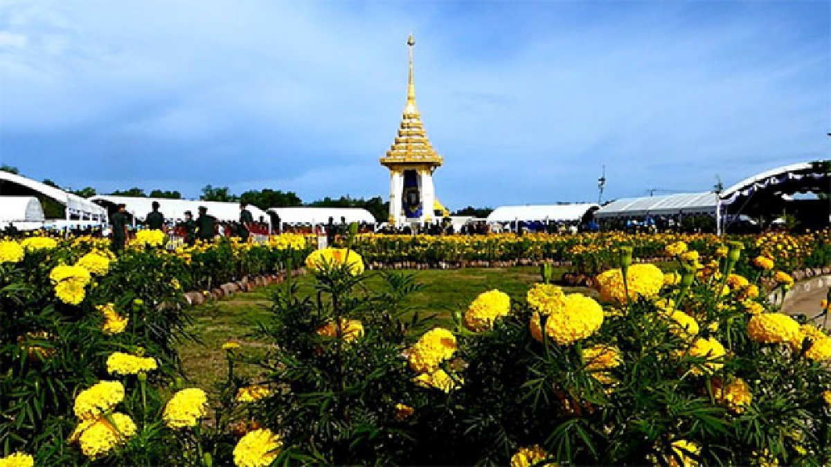 ซ้อมใหญ่-ชุมพรพสกนิกรนับหมื่นคนร่วมซ้อมใหญ่เสมือนจริงพระราชพิธีถวายพระเพลิงพระบรมศพฯ