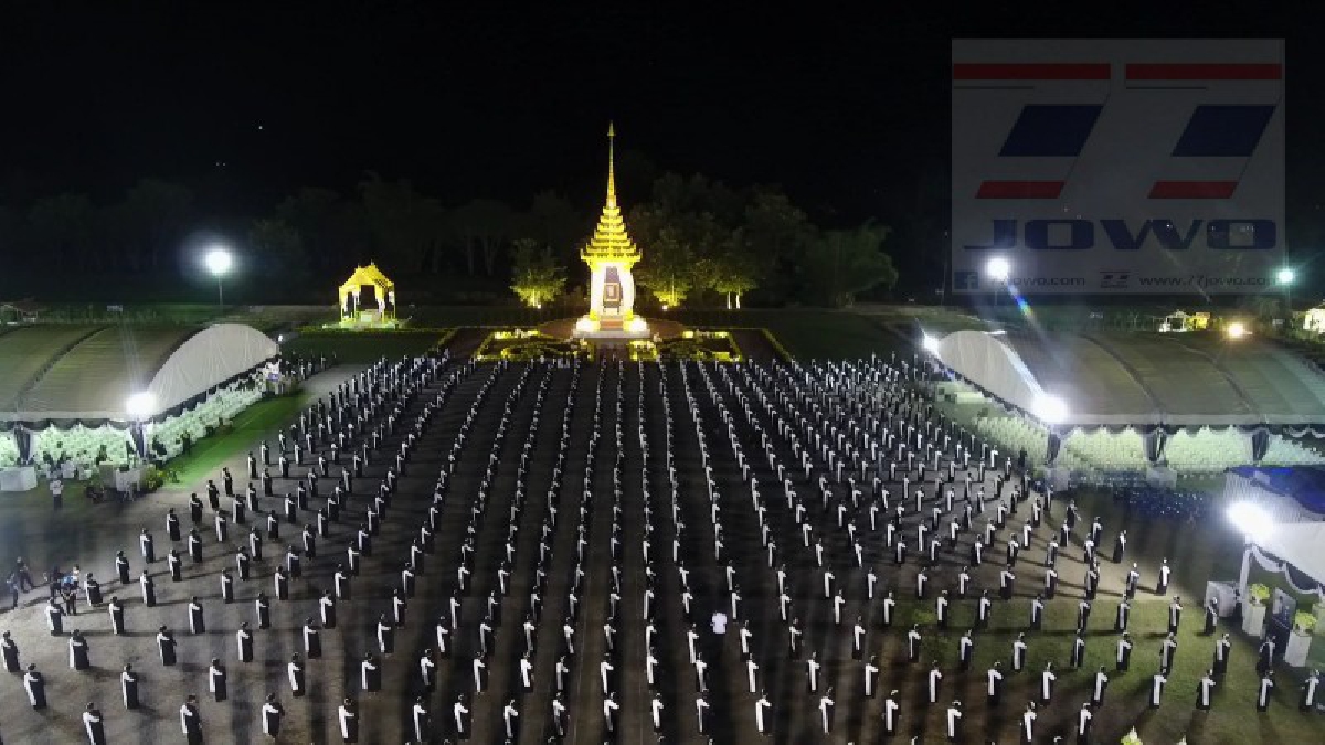 สุดอลังการ!!! ซ้อมใหญ่งานพระราชพิธี ถวายพระเพลิงพระบรมศพฯ ตระการตาช่างฟ้อน 2,500 คน หน้าพระเมรุมาศจำลอง (คลิป)