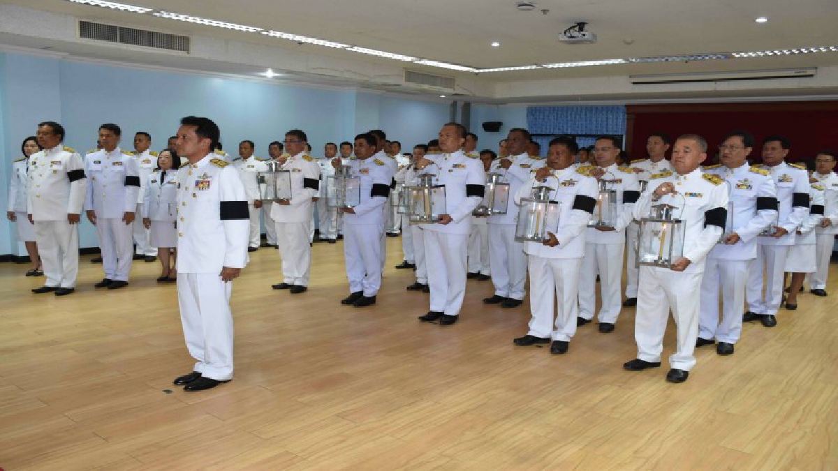นครศรีธรรมราช..!! ประกอบพิธีรับไฟหลวงพระราชทาน ให้แก่นายอำเภอ 23 อำเภอ ใช้ในพิธีถวายพระเพลิงพระบรมศพ ในหลวง ร.9