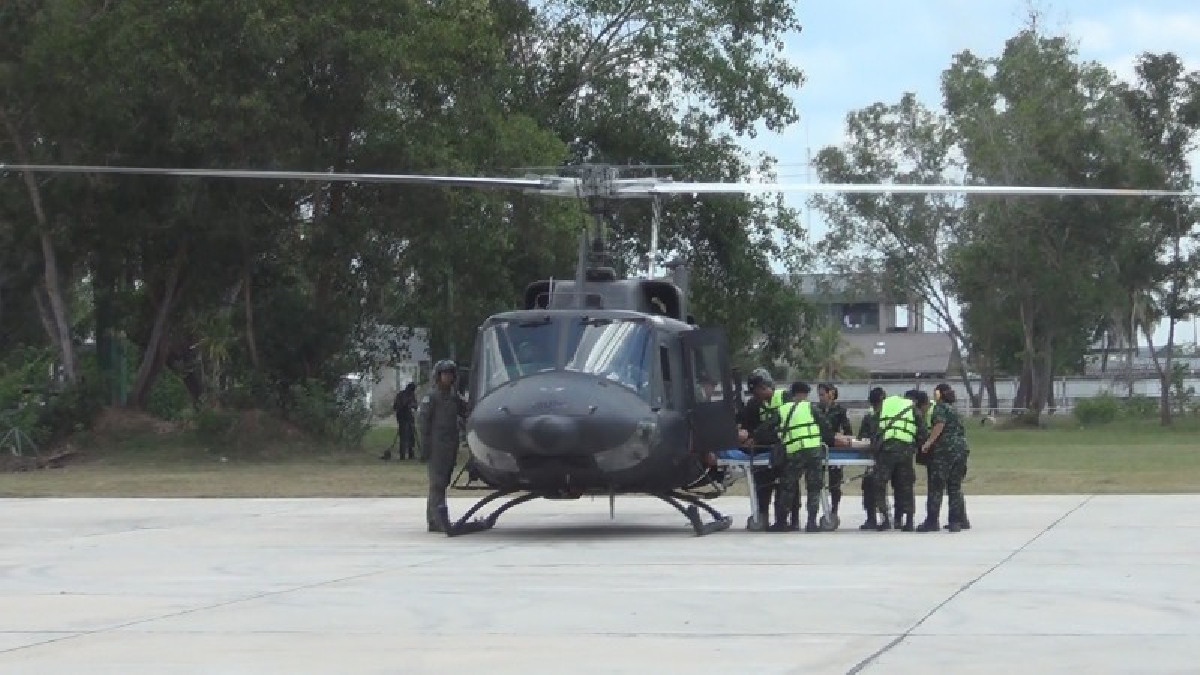 ปัตตานี..!! แม่ทัพภาค 4 ระดมกำลังทุกภาคส่วน พร้อมยุทโธปกรณ์เตรียมความพร้อม ช่วยผู้ประสบอุทกภัยชายแดนใต้ (มีคลิป)