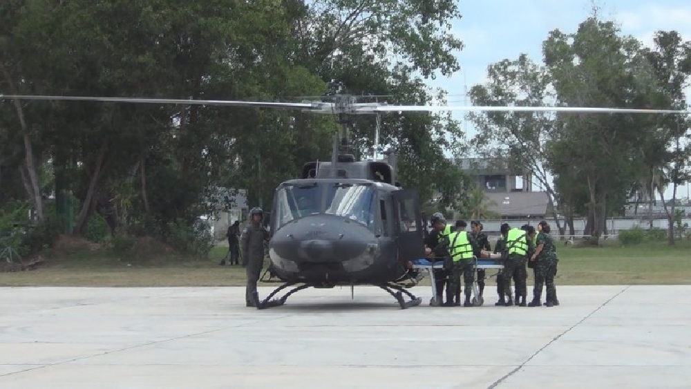 ปัตตานี..!! แม่ทัพภาค 4 ระดมกำลังทุกภาคส่วน พร้อมยุทโธปกรณ์เตรียมความพร้อม ช่วยผู้ประสบอุทกภัยชายแดนใต้ (มีคลิป)