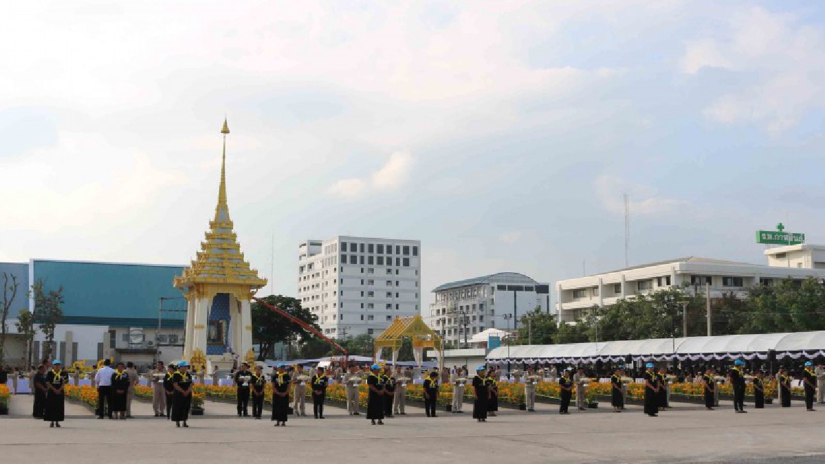 กาฬสินธุ์!! ซ้อมใหญ่เสมือนจริงงานพระราชพิธีถวายพระเพลิงพระบรมศพพ่อหลวง ร.9 เพื่อเตรียมความพร้อมก่อนถึงวันงาน..!?