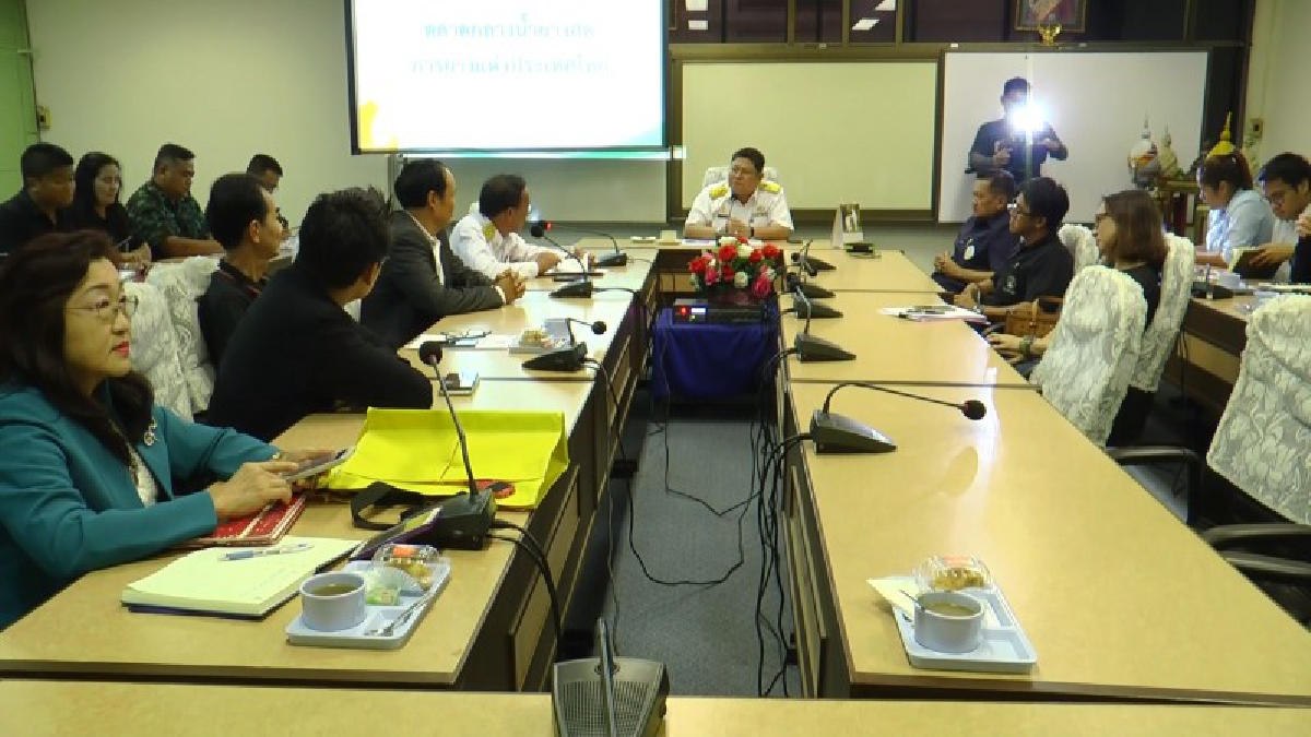 ผู้ว่าการการยางแห่งประเทศไทย ติดตามสถานการณ์ ราคายางที่จังหวัดสงขลา (มีคลิป)