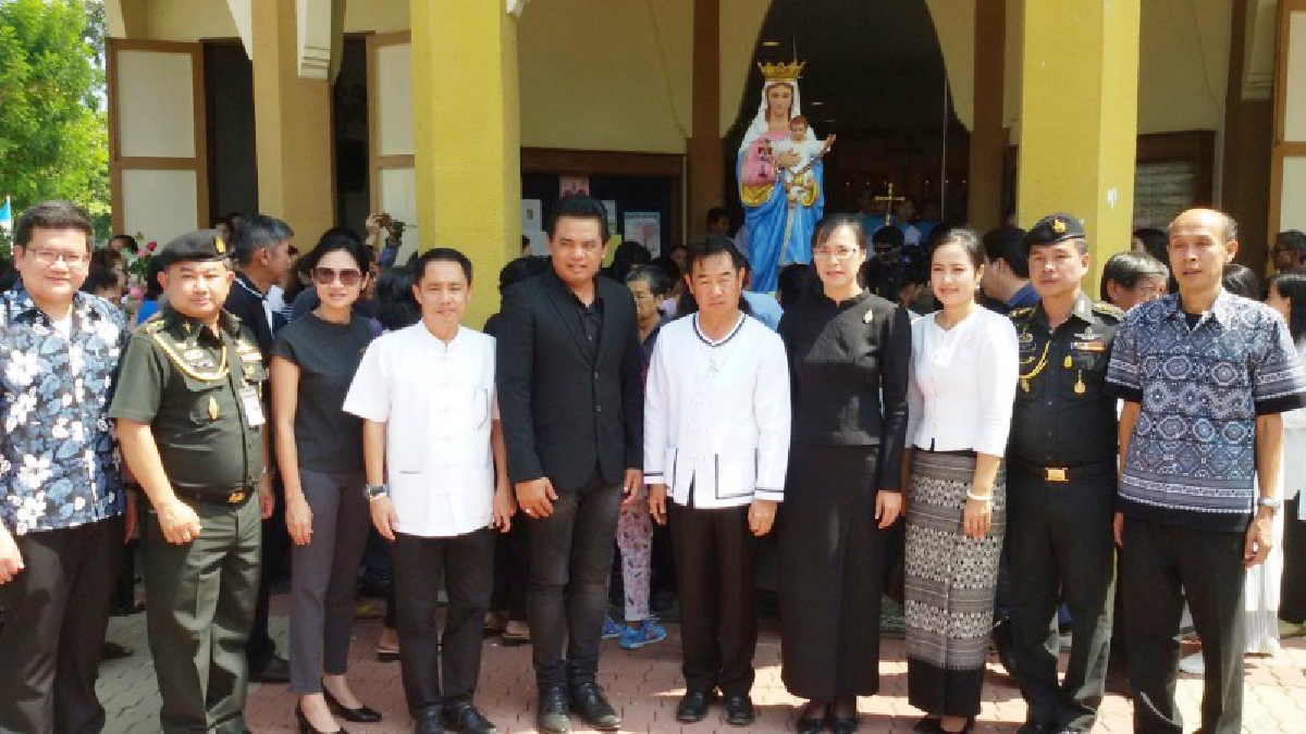 สุพรรณบุรี สืบสานงานประเพณีไทยญวนแห่แม่พระทางสายน้ำ ณ บริเวณโบสถ์วัดแม่พระประจักษ์ (คลิป)