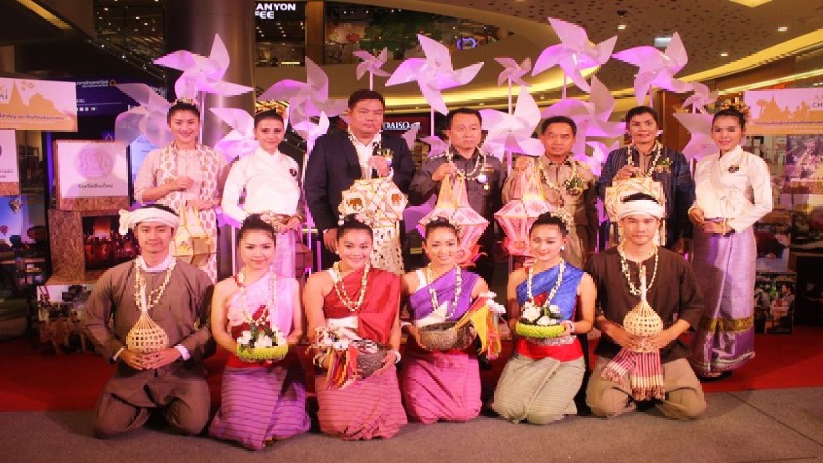 เชียงใหม่!! จัดกิจกรรมต้อนรับนักท่องเที่ยว ตามแหล่งท่องเที่ยวที่สำคัญ และพื้นที่ขนส่งมวลชน คาดปีนี้ ตัวเลขนักท่องเที่ยวทั้งปี 10 ล้านคน