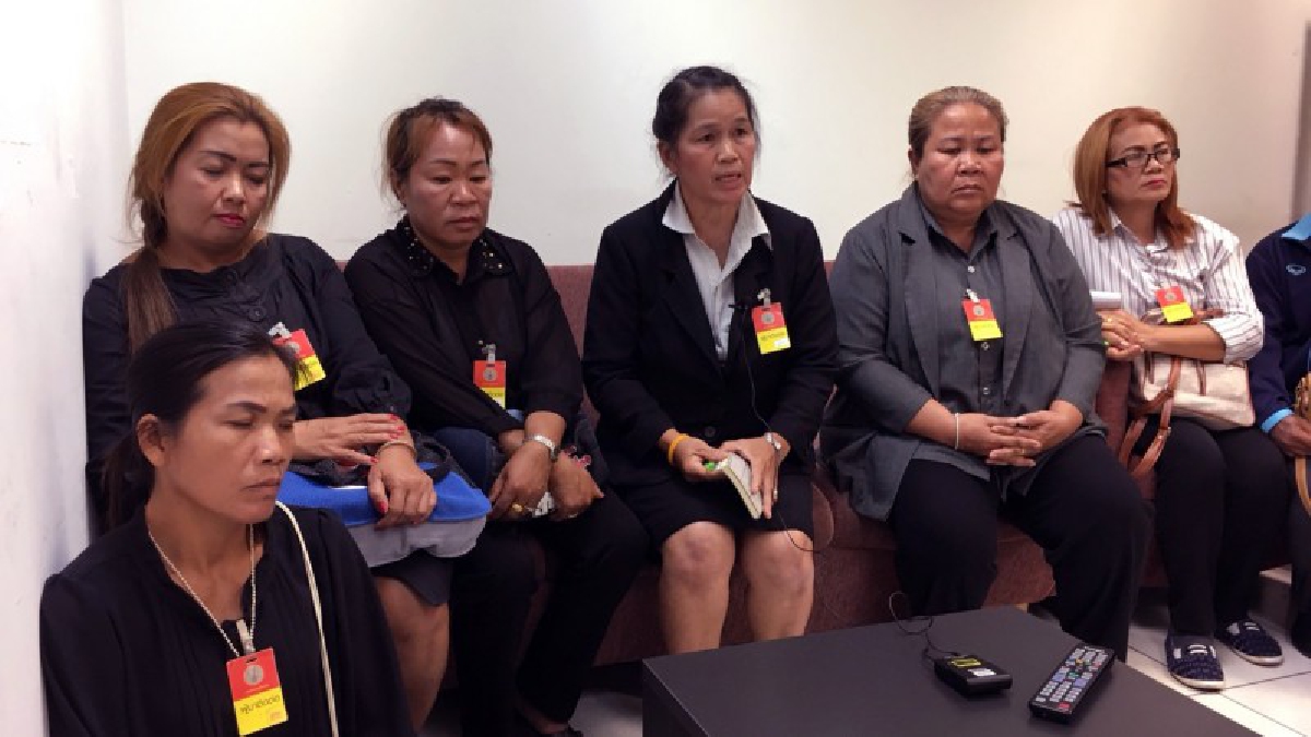 ถูกโกงทั้งตำบล !! ชาวบ้านเข้ากรุง ร้องกระทรวงยุติธรรม "เงินกองทุนวันละบาท" ยอดสะสม 10 ปีกว่า 2 ล้าน ปัจจุบันตัดมา..เหลือพันเศษ .. (คลิป)
