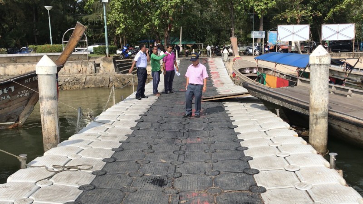 เจ้าท่ากระบี่..!! เข้มสั่งปิด ท่าเรือศาลาแปดเหลี่ยม ช่วงงานลอยกระทง หลังพบมีสภาพชำรุด หวั่นเกิดอันตราย (มีคลิป)