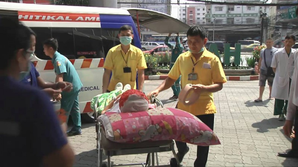 ปทุมธานี..!! หน่วยงานภาครัฐ ซ้อมแผนอุบัติภัยหมู่ ประจำปี 2560 ที่รพ.ปทุมเวช (มีคลิป)