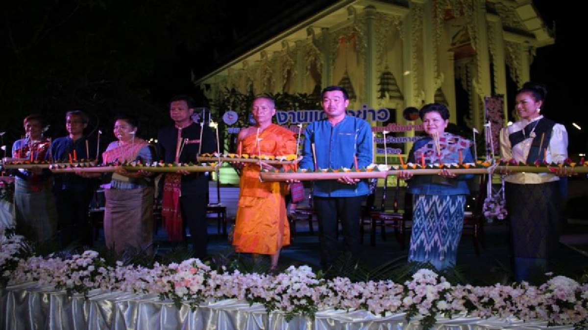 มหาสารคาม!! ชวนเที่ยวงาน “ล่องหุ่นเฮือไฟไทญ้อ” ท่องเที่ยววิถีไทยเก๋ไก๋อย่างยั่งยืน 3 พฤศจิกายน นี้ (มีคลิป)
