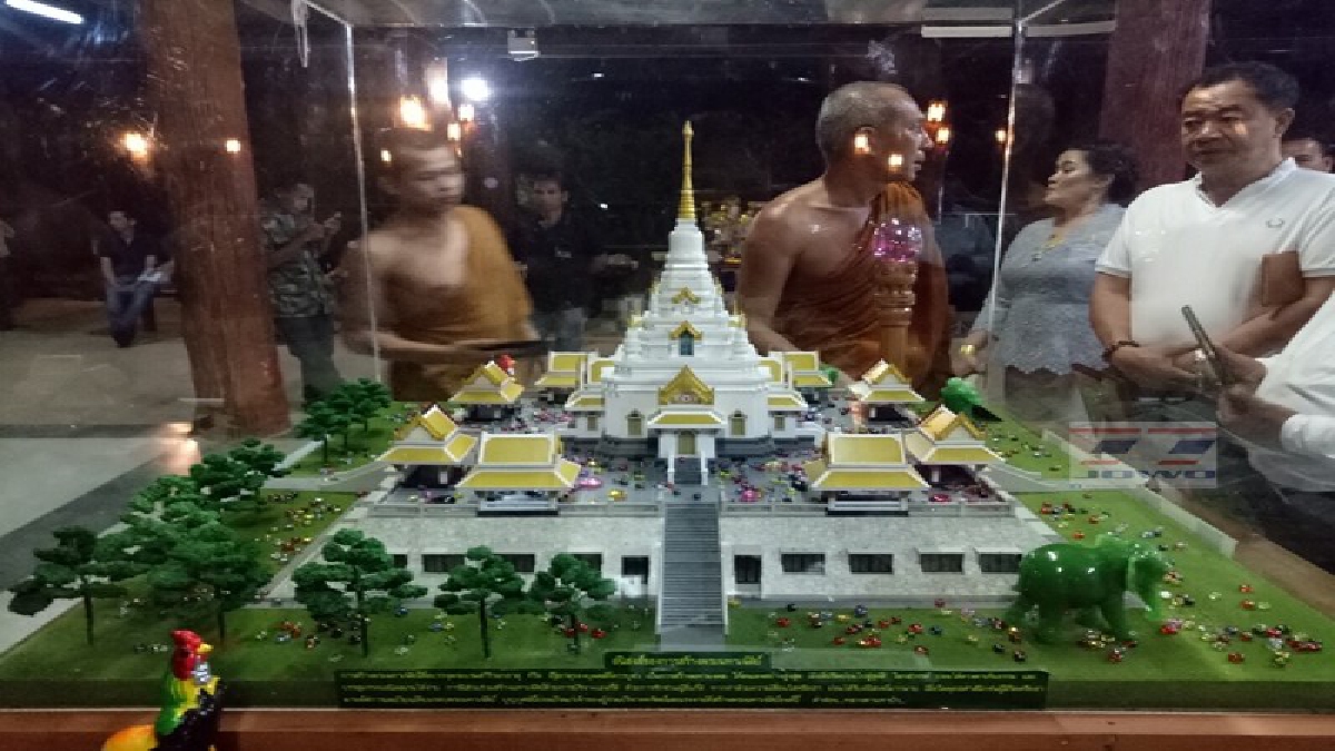 โปรเจคใหญ่ !! วัดป่าท่าไทสุราษฎร์ธานี เร่งเดินหน้าก่อสร้างพระบรมมหาธาตุเจดีย์ด้วยงบกว่า 300 ล้านบาท หวังต่อยอดสวนโมกข์ (ชมคลิป)