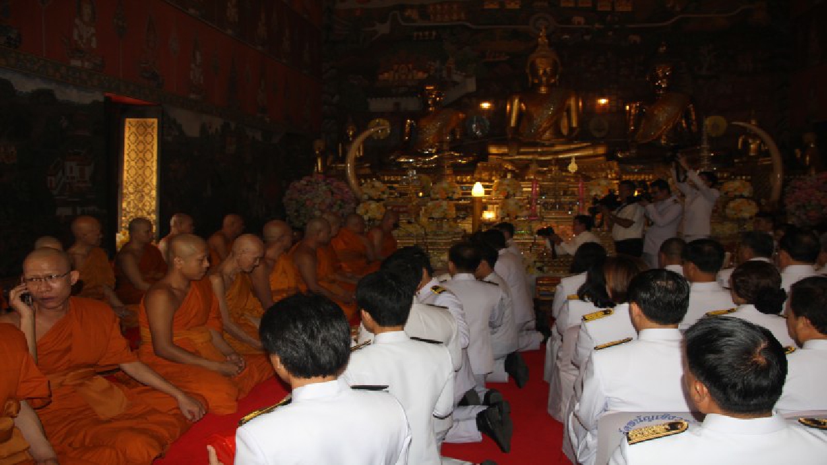 ธนาคารอาคารสงเคราะห์ ถวายผ้ากฐินพระราชทาน พร้อมมอบทุนการศึกษาให้กับโรงเรียนในจังหวัดพระนครศรีอยุธยา