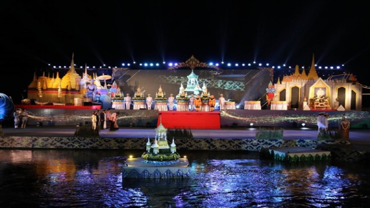 จังหวัดตากจัดงานประเพณีลอยกระทงสายไหลประทีป 1,000 ดวง ประจำปี 2560 เน้นความเรียบง่ายส่งเสริมการอนุรักษ์ประเพณีท้องถิ่น