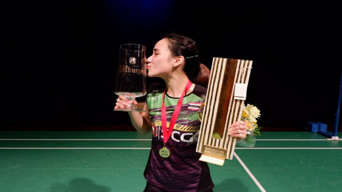 สุดยอดสาวไทย เก่งไม่แพ้ใคร “แน็ต” ณิชชาอร จินดาพล สาวไทยคนแรกคว้าแชมป์ขนไก่