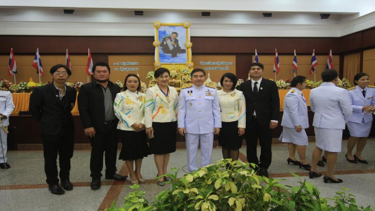 กระบี่..!! จัดประกอบพิธีถวายสักการะ น้อมรำลึก วันพระบิดาแห่งฝนหลวง ประจำปี 2560 (มีคลิป)