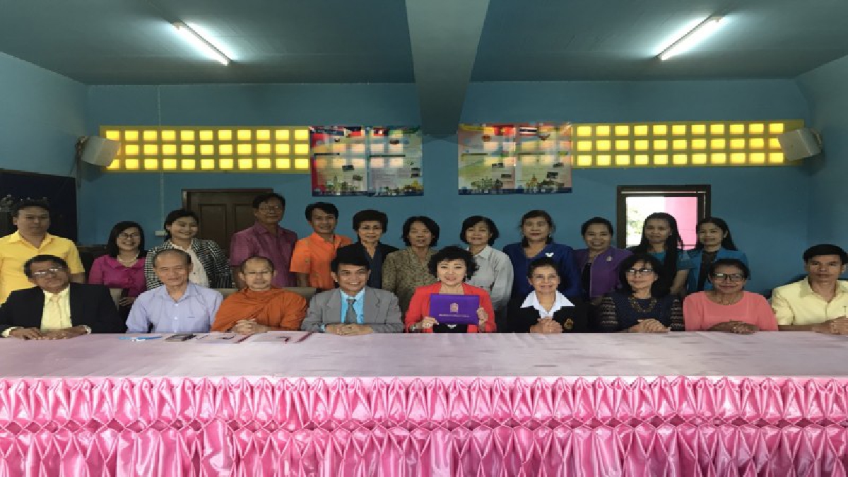 ศรีสะเกษ ประธานคณะกรรมการสถานศึกษาขั้นพื้นฐาน เน้นย้ำให้โรงเรียนอนุบาลวัดพระโต ซึ่งได้รับรางวัลพระราชทานให้รักษามาตรฐานคุณภาพการศึกษาให้ดี