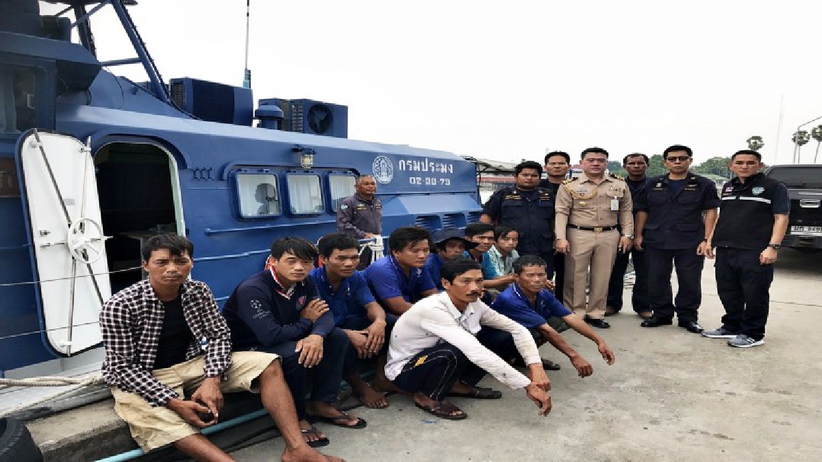 เร่งค้นหาลูกเรือเวียดนามพุ่งหลาวลงทะเล หนีลักลอบทำประมงทะเลไทย